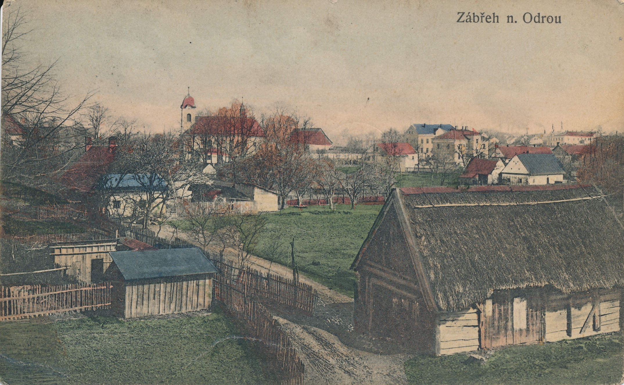 Historické centrum starého Zábřehu jako ostrov minulosti uprostřed sídliště
